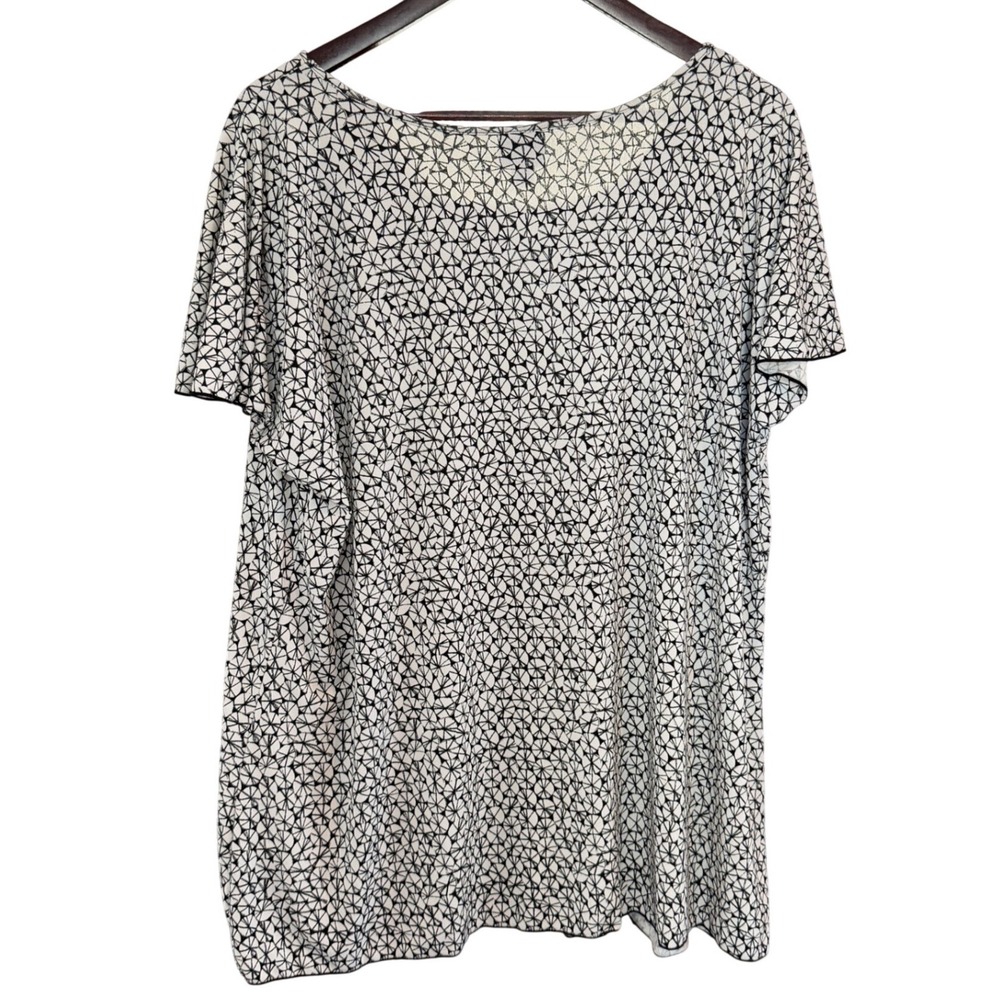 Geometric monochromatic flutter sleeve spring summer women's top chic Plus 2X - Picture 4 of 8